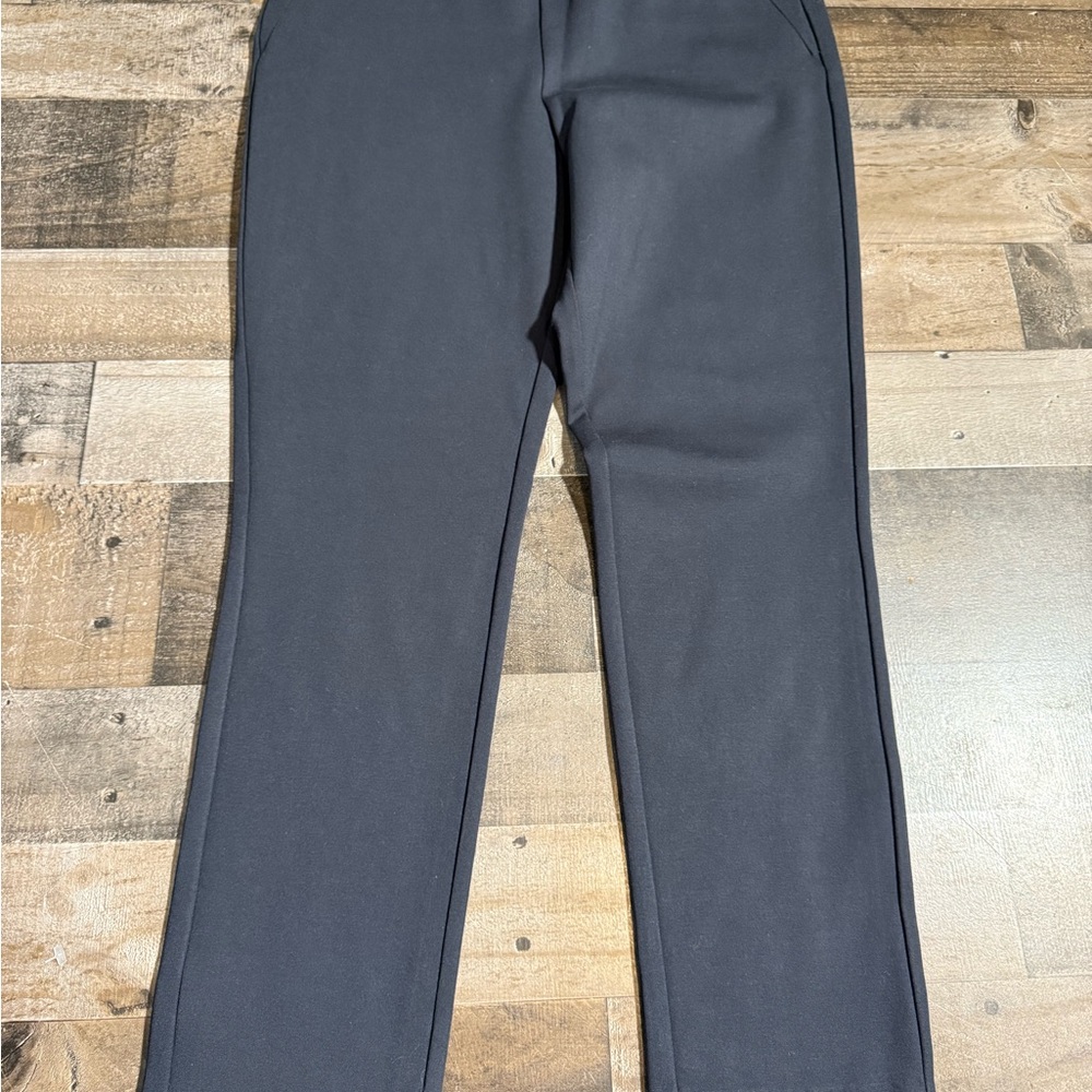 NWT Soft Surroundings Perfect Ponte Black Skinny‎ Ankle Pants- Medium